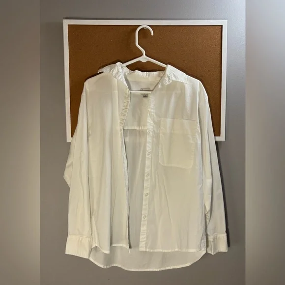 🔆BUNDLE: Dress Shirt + Pants - Picture 2 of 8